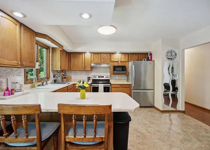 Kickapoo Creekside Escape