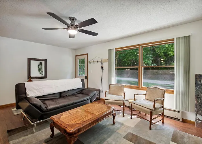 Kickapoo Creekside Escape Danville